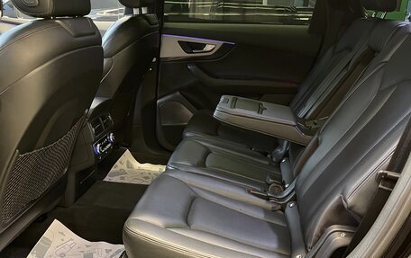 Audi Q7, 2017 год, 4 000 000 рублей, 12 фотография