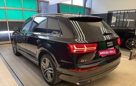 Audi Q7, 2017 год, 4 000 000 рублей, 4 фотография