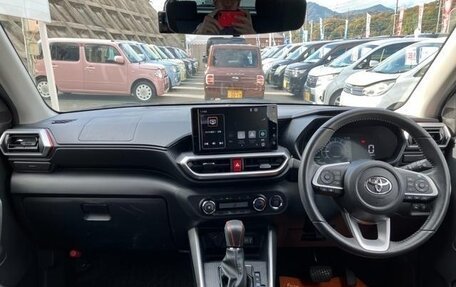 Toyota Raize I, 2021 год, 1 240 888 рублей, 12 фотография