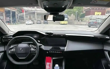 Peugeot 408, 2023 год, 2 500 000 рублей, 7 фотография