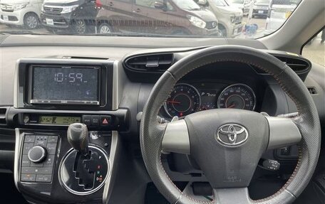 Toyota Wish II, 2017 год, 1 080 000 рублей, 9 фотография
