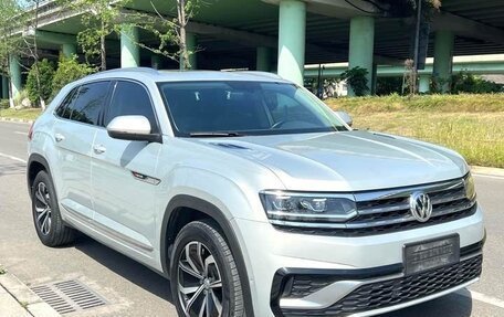 Volkswagen Teramont I, 2021 год, 2 999 999 рублей, 9 фотография