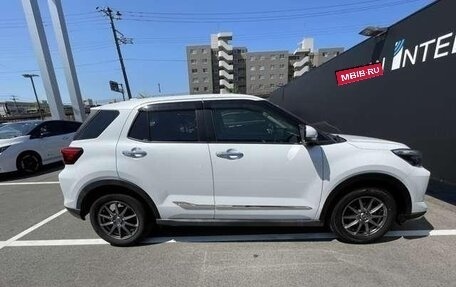 Toyota Raize I, 2021 год, 1 170 888 рублей, 2 фотография