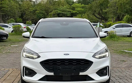 Ford Focus IV, 2022 год, 1 510 013 рублей, 2 фотография