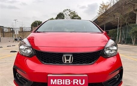 Honda Fit, 2021 год, 1 250 000 рублей, 2 фотография