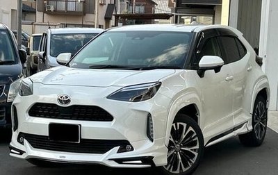 Toyota Yaris Cross, 2022 год, 1 370 000 рублей, 1 фотография