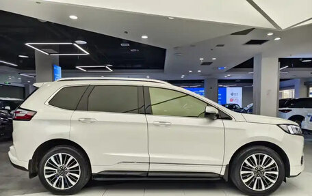 Ford Edge II рестайлинг, 2022 год, 2 310 013 рублей, 7 фотография