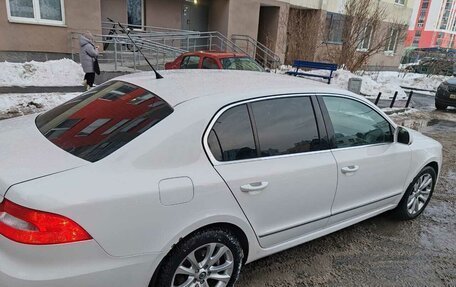 Skoda Superb III рестайлинг, 2008 год, 999 999 рублей, 1 фотография
