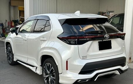 Toyota Yaris Cross, 2022 год, 1 370 000 рублей, 6 фотография