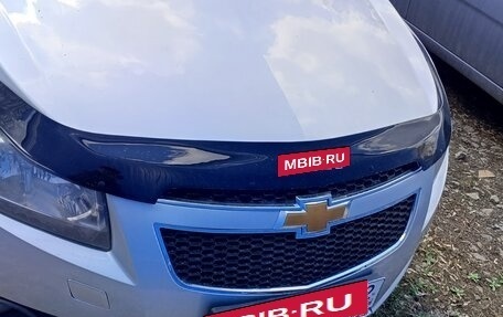 Chevrolet Cruze II, 2010 год, 650 000 рублей, 5 фотография