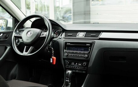 Skoda Rapid I, 2015 год, 900 000 рублей, 10 фотография