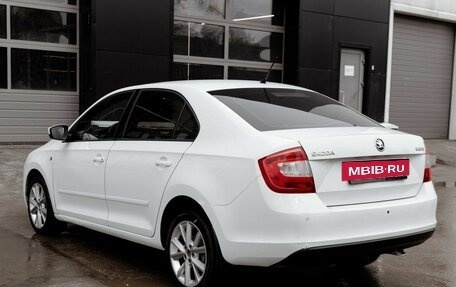 Skoda Rapid I, 2015 год, 900 000 рублей, 7 фотография