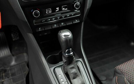 Skoda Rapid I, 2015 год, 900 000 рублей, 15 фотография
