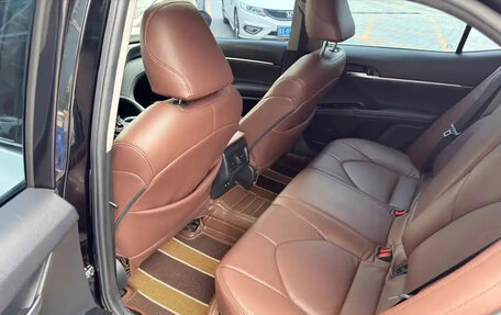 Toyota Camry, 2020 год, 2 015 000 рублей, 5 фотография