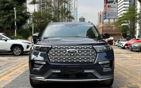 Ford Explorer VI, 2022 год, 2 690 013 рублей, 3 фотография