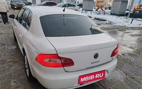Skoda Superb III рестайлинг, 2008 год, 999 999 рублей, 4 фотография