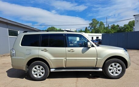 Mitsubishi Pajero IV, 2012 год, 2 040 000 рублей, 5 фотография