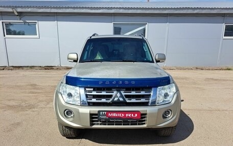 Mitsubishi Pajero IV, 2012 год, 2 040 000 рублей, 2 фотография