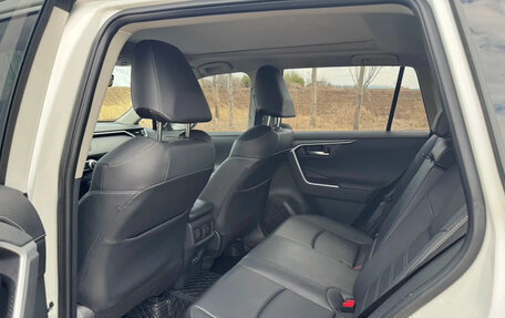 Toyota RAV4, 2022 год, 3 425 000 рублей, 4 фотография