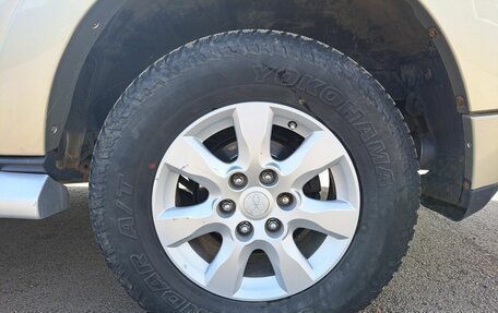 Mitsubishi Pajero IV, 2012 год, 2 040 000 рублей, 22 фотография