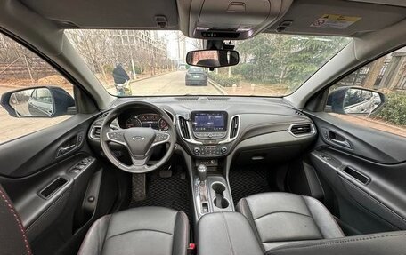 Chevrolet Equinox III, 2020 год, 2 100 300 рублей, 3 фотография