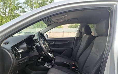 KIA Rio IV, 2017 год, 949 000 рублей, 20 фотография