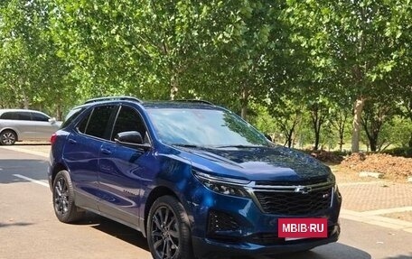 Chevrolet Equinox III, 2021 год, 2 300 300 рублей, 2 фотография