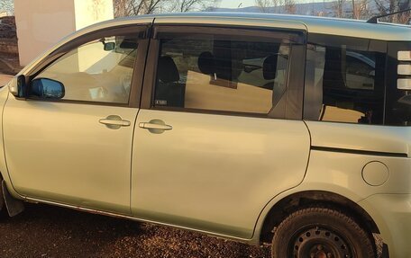 Toyota Sienta I, 2010 год, 630 000 рублей, 9 фотография