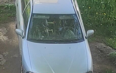 Mitsubishi Carisma I, 2003 год, 320 000 рублей, 1 фотография