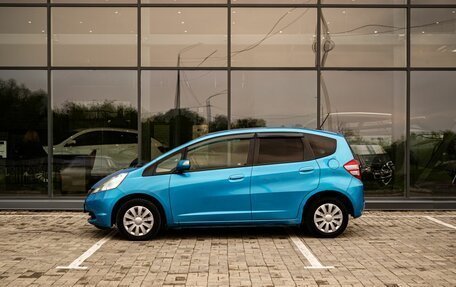 Honda Fit III, 2010 год, 750 000 рублей, 7 фотография
