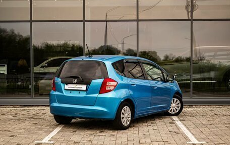 Honda Fit III, 2010 год, 750 000 рублей, 2 фотография