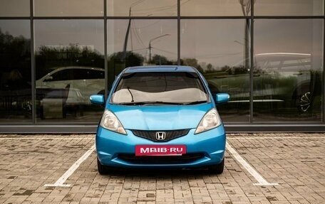 Honda Fit III, 2010 год, 750 000 рублей, 3 фотография