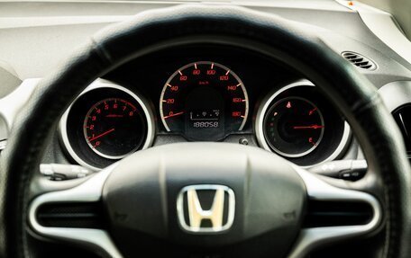 Honda Fit III, 2010 год, 750 000 рублей, 17 фотография