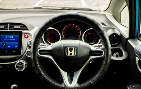 Honda Fit III, 2010 год, 750 000 рублей, 16 фотография