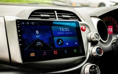 Honda Fit III, 2010 год, 750 000 рублей, 19 фотография