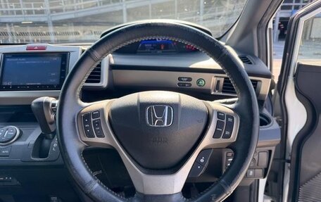 Honda Freed I, 2016 год, 967 000 рублей, 10 фотография