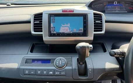 Honda Freed I, 2016 год, 967 000 рублей, 12 фотография
