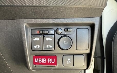 Honda Freed I, 2016 год, 967 000 рублей, 11 фотография