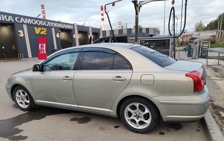 Toyota Avensis III рестайлинг, 2005 год, 900 000 рублей, 12 фотография