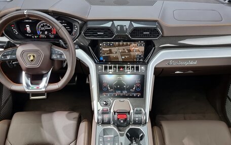 Lamborghini Urus I, 2021 год, 22 830 000 рублей, 9 фотография