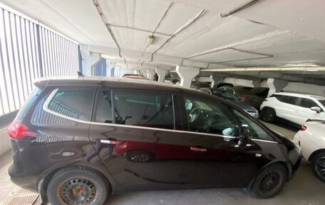 Opel Zafira C рестайлинг, 2013 год, 900 000 рублей, 3 фотография