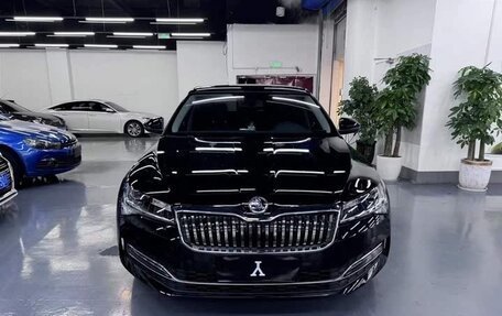 Skoda Superb III рестайлинг, 2021 год, 2 188 000 рублей, 2 фотография