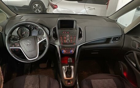 Opel Zafira C рестайлинг, 2013 год, 900 000 рублей, 4 фотография