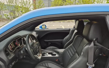 Dodge Challenger III рестайлинг 2, 2020 год, 13 000 000 рублей, 6 фотография