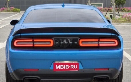 Dodge Challenger III рестайлинг 2, 2020 год, 13 000 000 рублей, 3 фотография