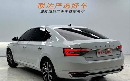 Skoda Superb III рестайлинг, 2022 год, 1 989 000 рублей, 5 фотография