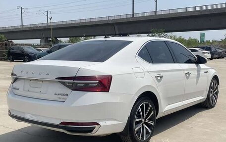 Skoda Superb III рестайлинг, 2021 год, 2 290 000 рублей, 6 фотография
