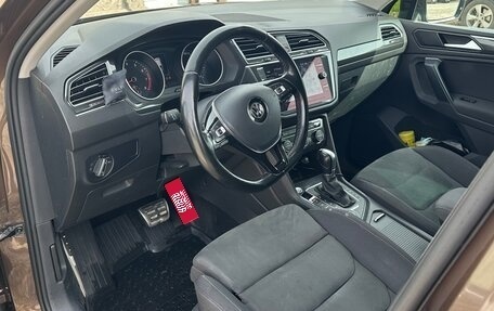 Volkswagen Tiguan II, 2019 год, 2 400 000 рублей, 7 фотография
