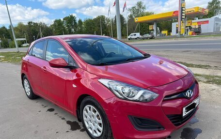 Hyundai i30 II рестайлинг, 2013 год, 1 150 000 рублей, 2 фотография