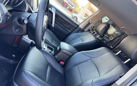 Toyota Land Cruiser Prado 150 рестайлинг 2, 2014 год, 3 150 000 рублей, 11 фотография